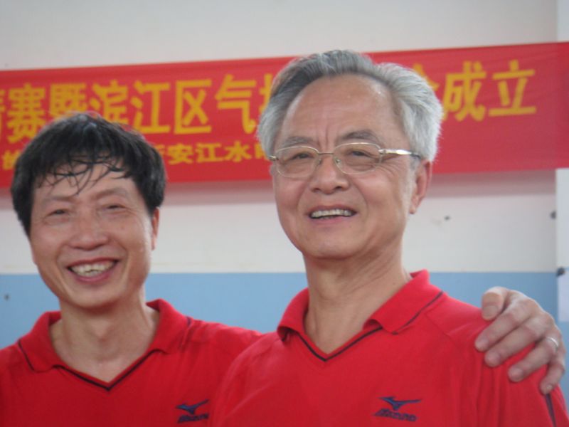 红色的气排球之江一队(杭州滨江晶都杯气排