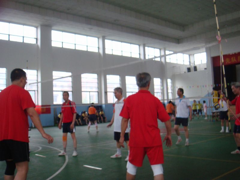 红色的气排球之江一队(杭州滨江晶都杯气排