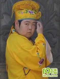 网络小胖钱志君结婚了-草根消息-杭州19楼