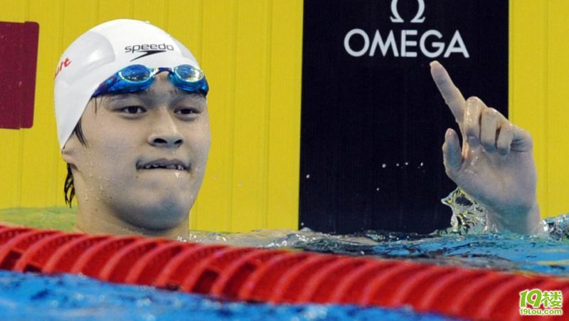 世游赛1500米自由泳杭州小伙孙杨打破世界纪