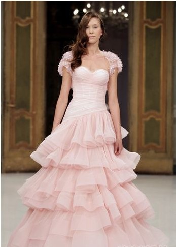 粉色婚纱礼服_澳洲粉色婚纱礼服图片