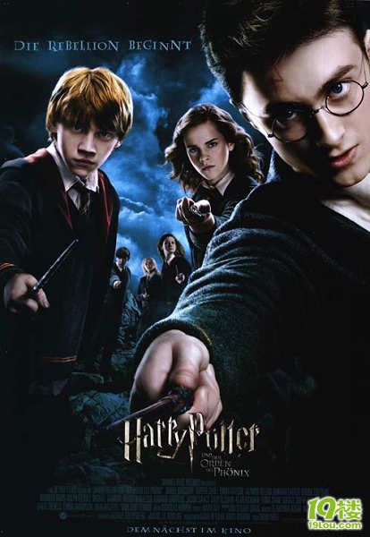 《哈利·波特》系列电影海报回顾 魔法之旅画