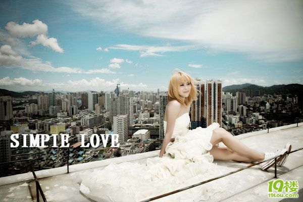 我想就这样牵着你的手不放开,简简单单爱。HO