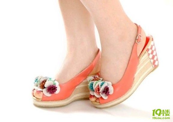 百大专柜正品:2011天美意夏款坡跟女鞋鱼嘴凉