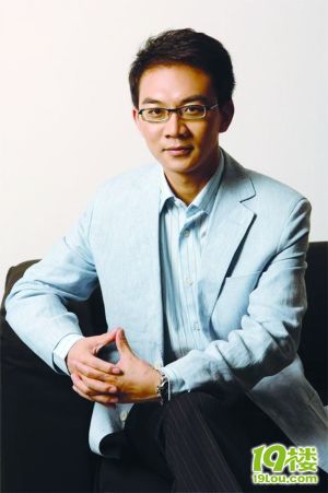 《新聞聯(lián)播》再添新主播 擬引進(jìn)評(píng)論員制度
