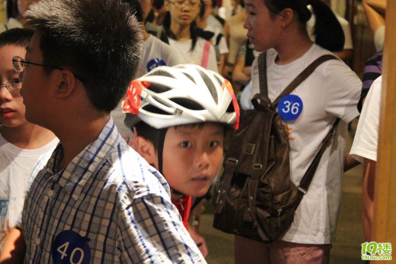 人類已經(jīng)不能阻止中國孩子多才多藝的腳步了