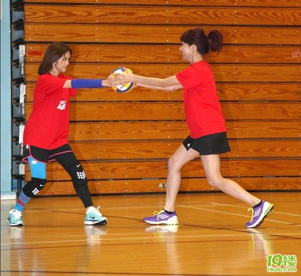 女星参加排球赛 自称已做足安全措施[高清大图