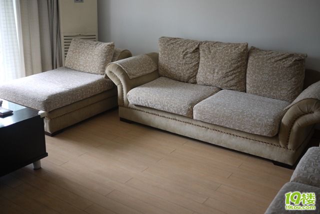 出售客厅沙发一套(3人沙发+2人沙发+贵妃床)(