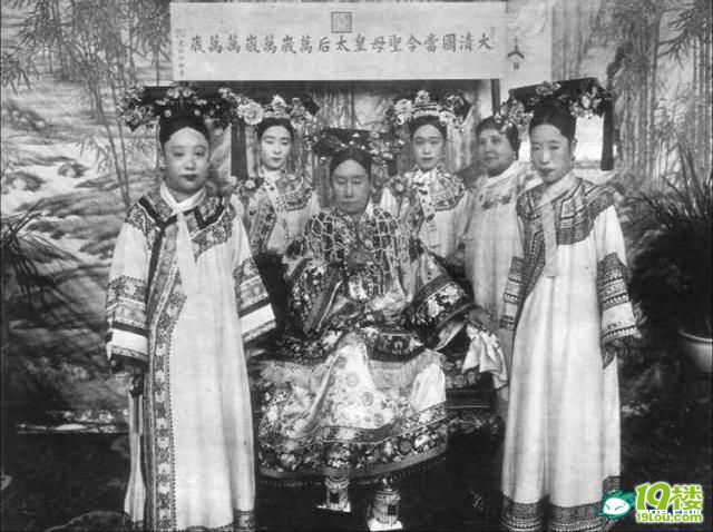 清末民初<em>妃嫔</em>格格青楼名妓们的<em>照片</em>!慎入!-情感