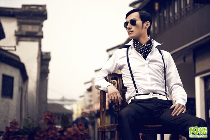 OMG,这个是《一起来看雷阵雨》的朱梓骁?天