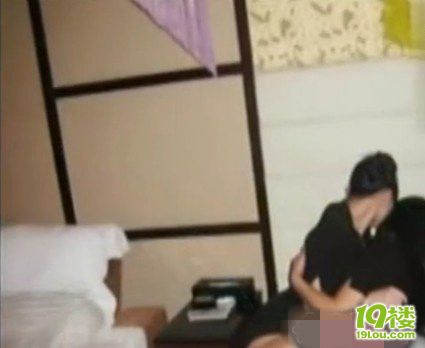 【天天转帖】天上人间内部排练照惊现,大胆露