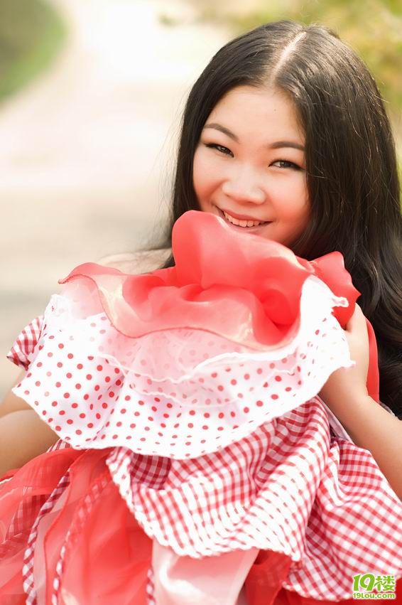 胖姑娘和小排骨的兴奋结婚照-新娘日记-结婚大