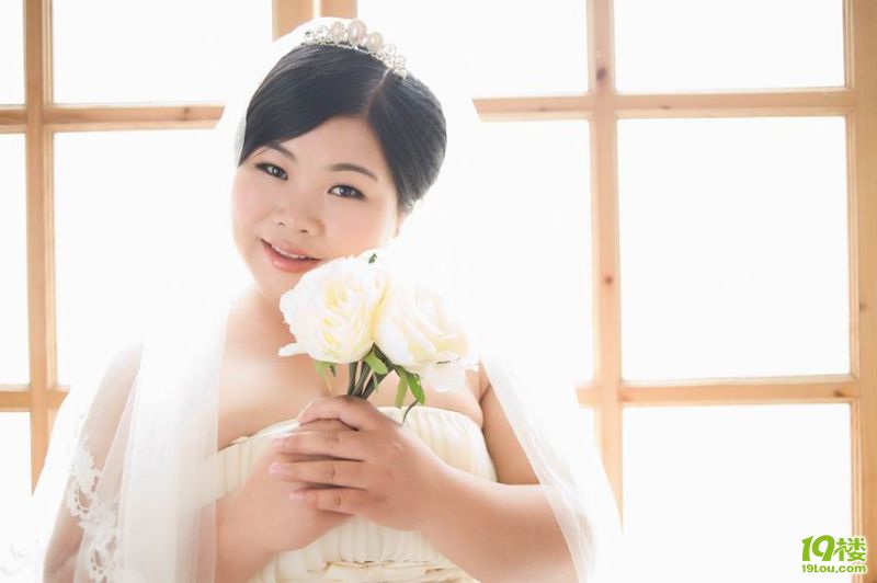 胖姑娘和小排骨的兴奋结婚照-新娘日记-结婚大
