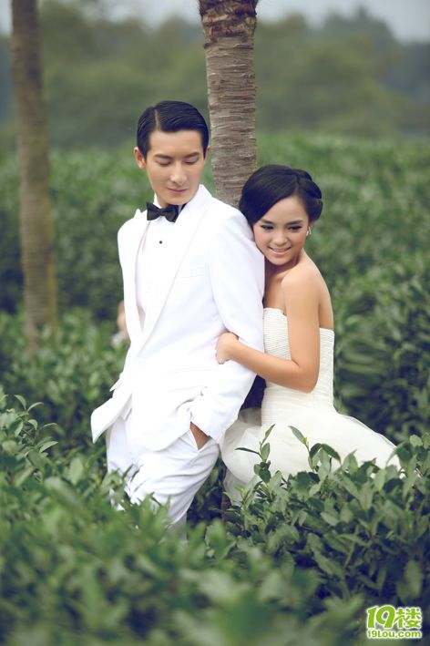 给力!刘德华怎么和阿sa结婚啦!婚纱照海量直播