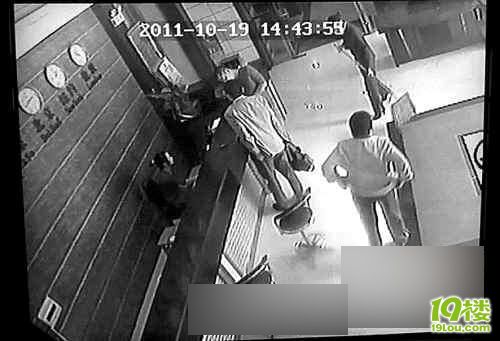 我要实名举报:我被性侵了 有图为证!(图)-浙江公