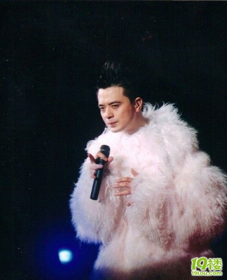 新砖当前精神爽!明哥龙颜大悦,扮史上最惹火