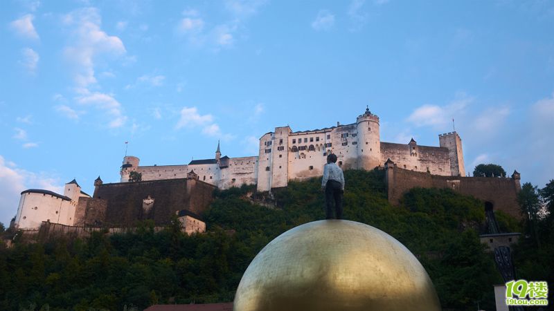2011ļ W߅