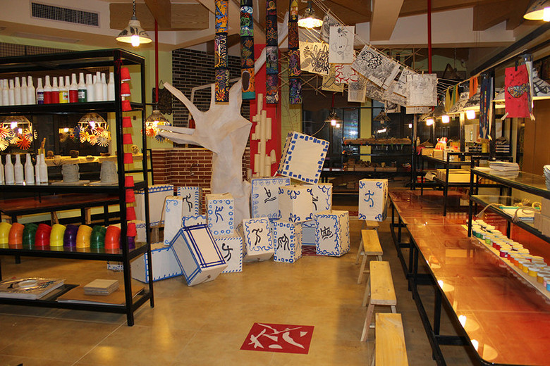 武汉丽晶教育机构_从华腾园出来,我们驱车去了