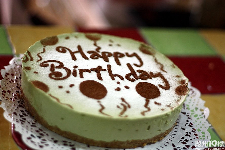 【爱上烘焙】抹茶芝士幕丝蛋糕,祝自己生日快