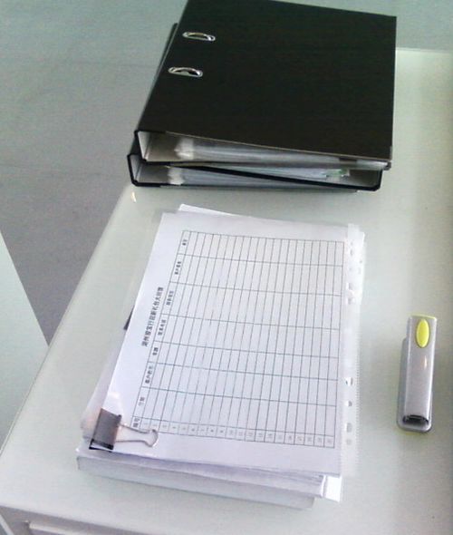 【晒办公桌】--我那价值2w无比整洁的桌子-摄