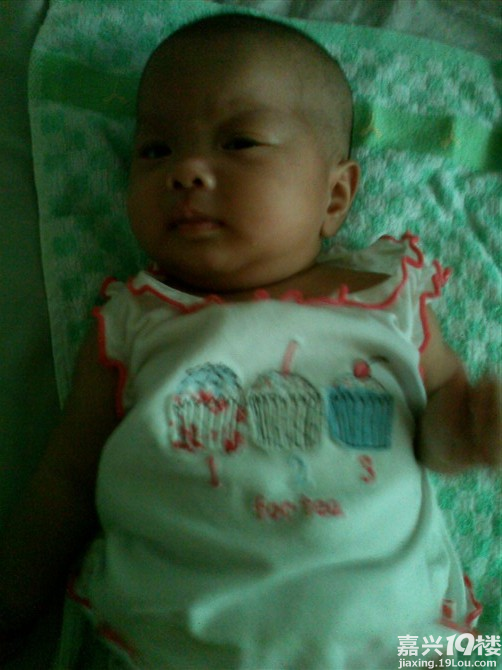 宝宝三个月了,该添加什么辅食或者果汁呢?-育