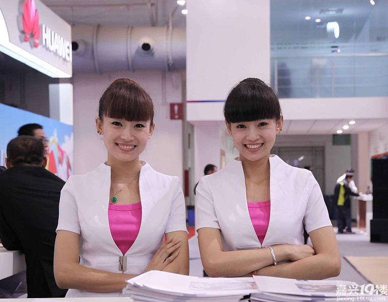 年轻时、<em>我与</em>一对<em>双胞胎姐妹</em>花的床上事、-南