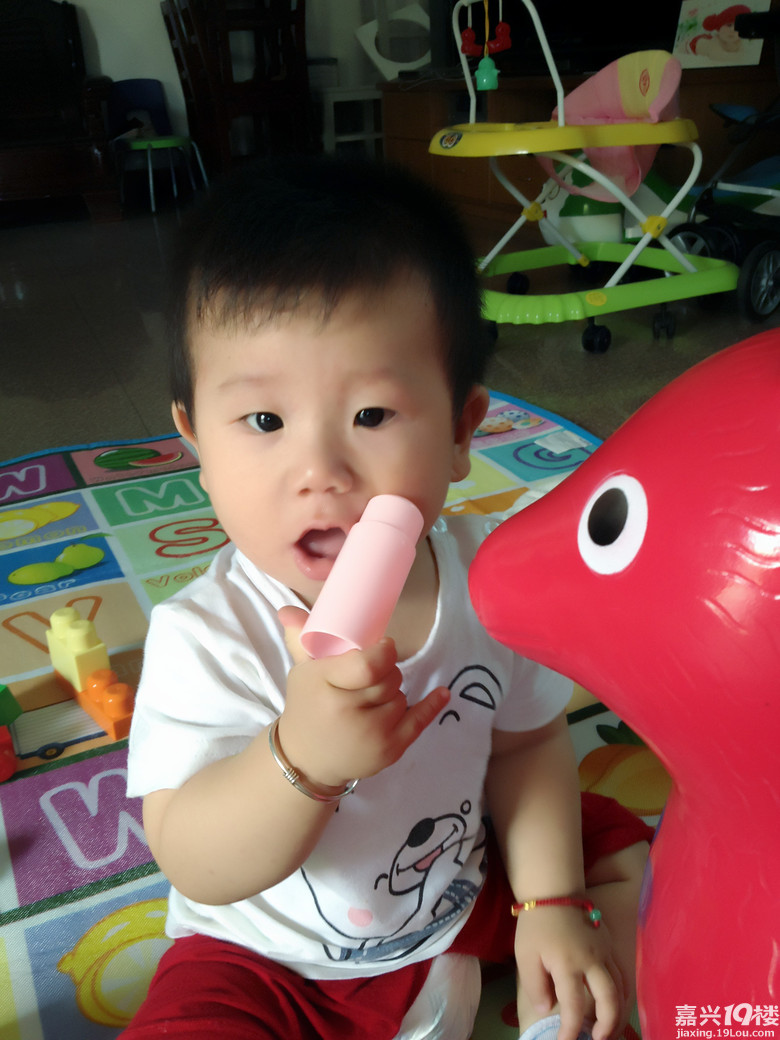 宝宝<em>剃光头</em>,<em>头发会变粗</em>变密?-育儿问答-嘉兴19