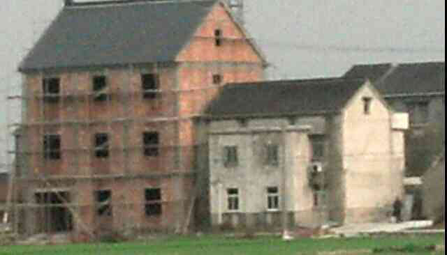 举报违章建房-讲空头-嘉兴19楼