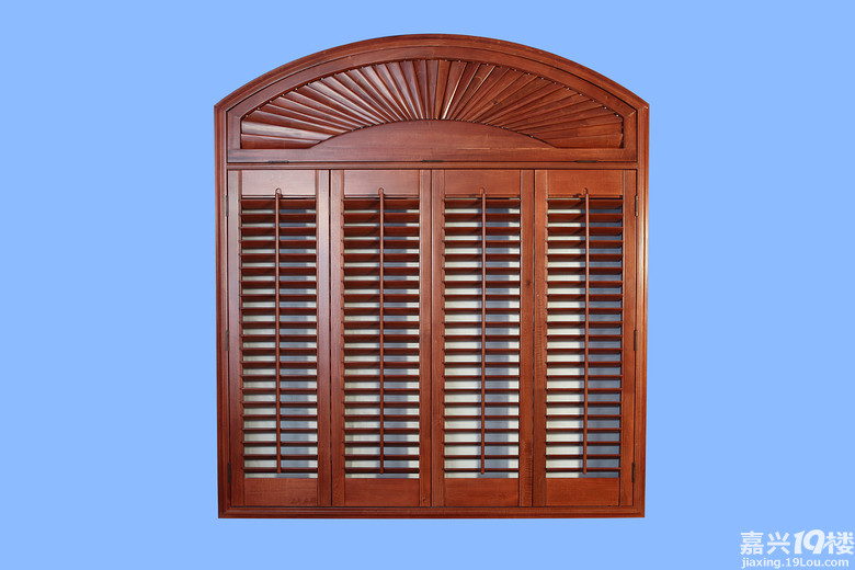 实木百叶窗用在何处?-窗帘壁纸-建材采购团-嘉兴19楼