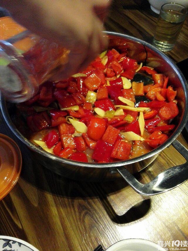 【吃货小分队】+美味嗨翻天の李哥鱼馆-美食分