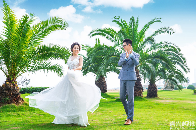 靖江婚纱摄影小编告诉您上海婚PG电子APP纱照多少钱一套
