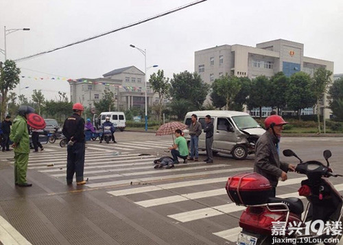 【平湖】交通事故接连不断 新埭今早再现交通