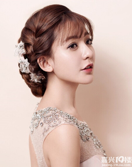 分享几款小清新感编发发型 做个浪漫新娘-婚礼