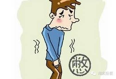 姑娘憋尿坐车,一个急刹车让她差点丢了命!吓得