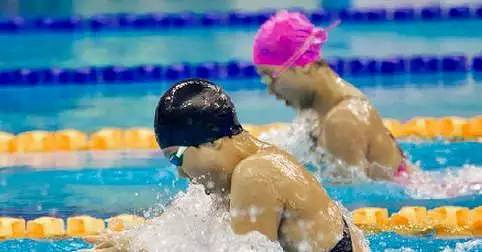 17岁女子游泳冠军凌晨猝死…网友:是不是游得