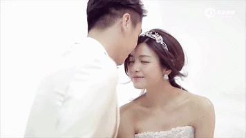 陈晓陈妍希今日大婚,微博热搜被他们承包!这就是盼了一月的