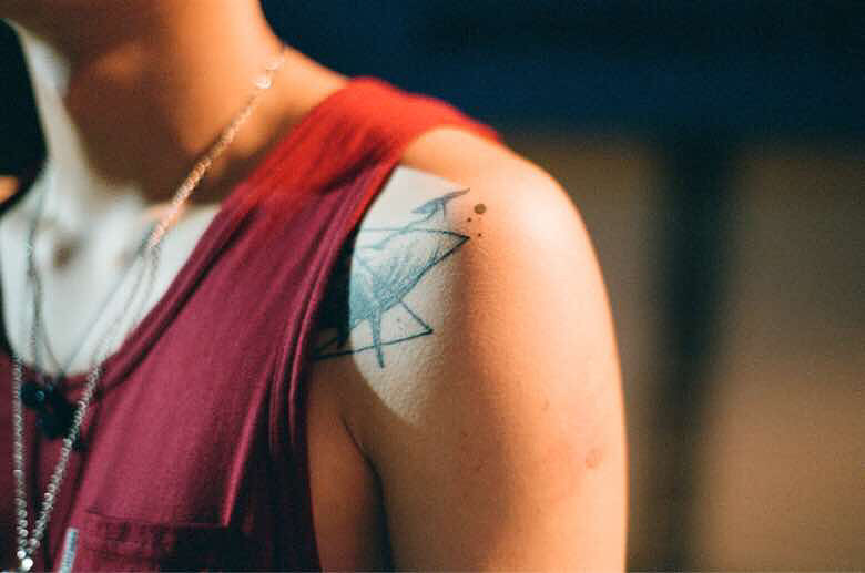 1600�ĸ��پ�