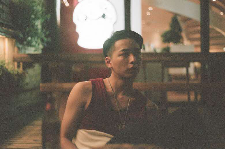 1600�ĸ��پ�