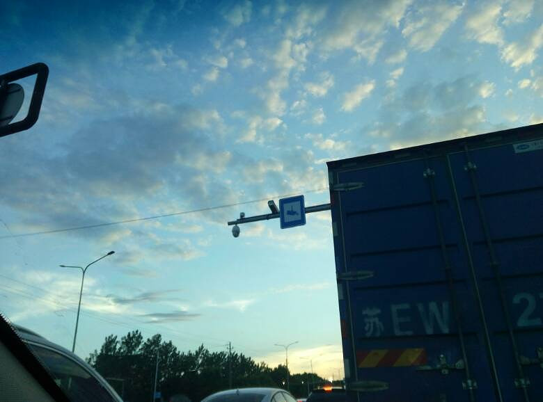 ���ԲԲ������ͷ�Ǹ�ʲô�������Ƕ��ź���ģ�