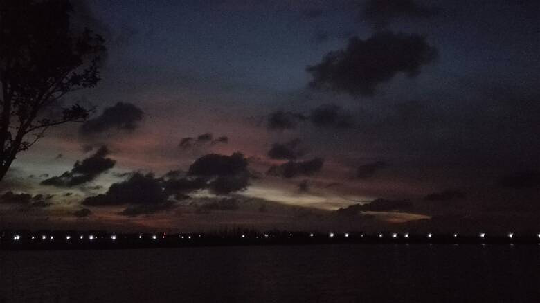 ���첻��ҹ�ĺ�