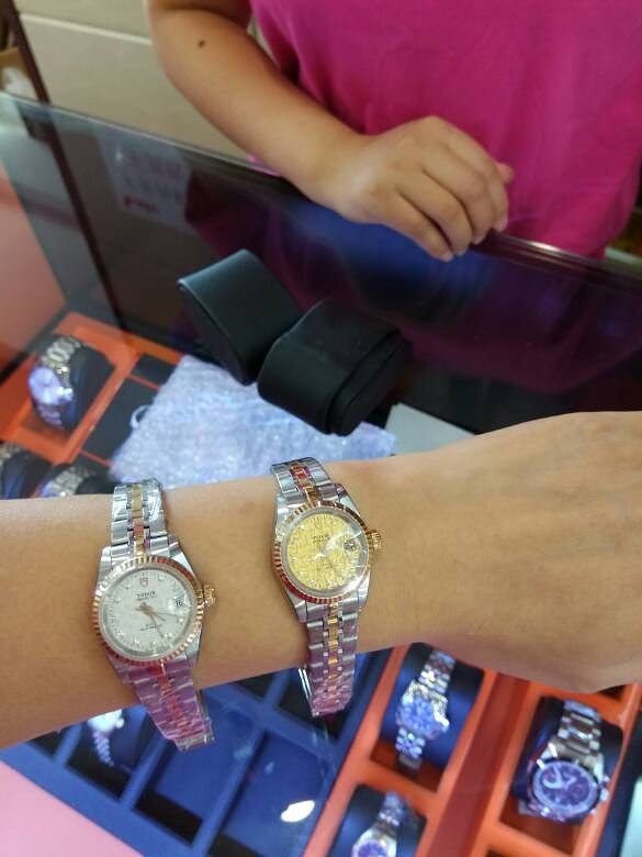 ����״�ַ��ˣ�ѡ�ĸ����������������¡�