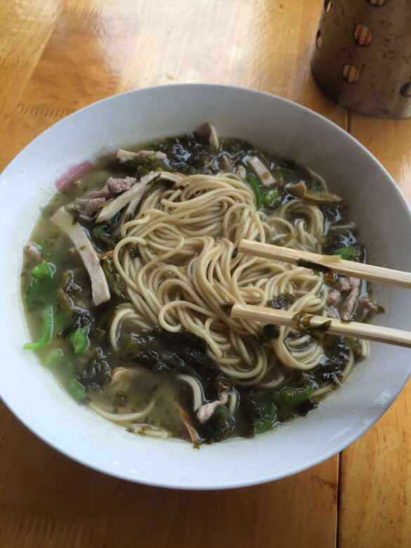 �糿һ���̲���˿��