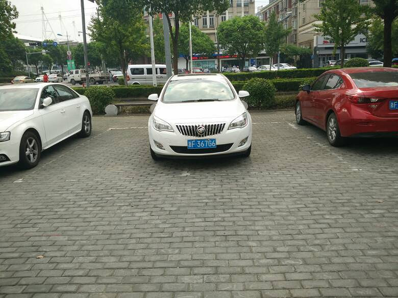 �����˾Ͳ����г�