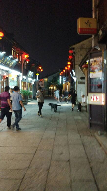 �ºӽֲ�������Ϊ���𶯣�