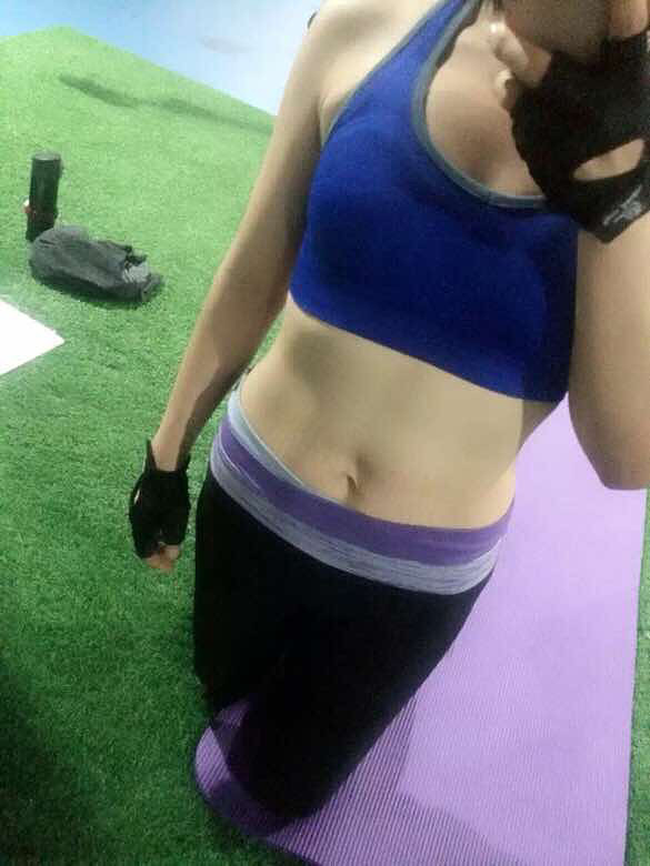 ��һ��ͼ֤�������˶���������Ů����