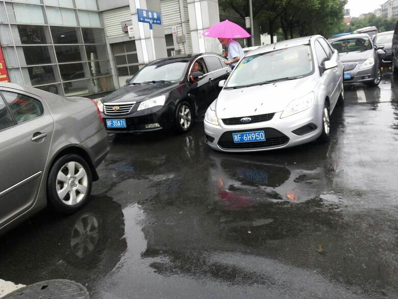 ��̥����