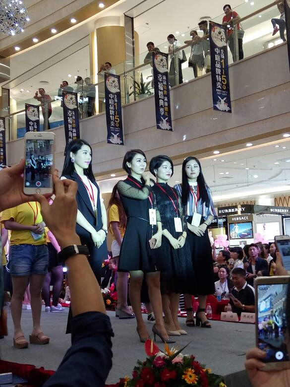 ��ױ����������������