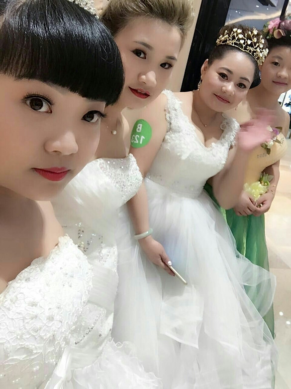 ��ױ����������������