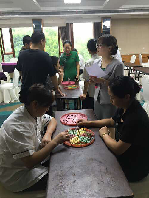 ӭ�����չԱ��Ȥζ�