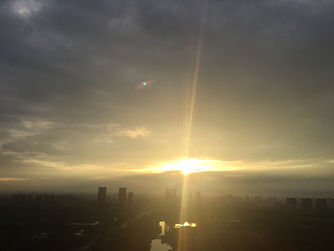 �ܹ��з��ա�